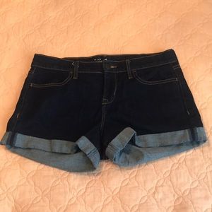 EUC Old Navy size 6 dark denim cuffed shorts
